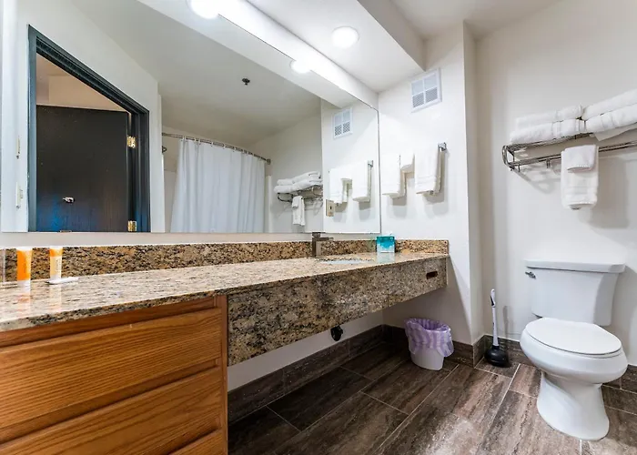 Metro Extended - Corner Apartment *