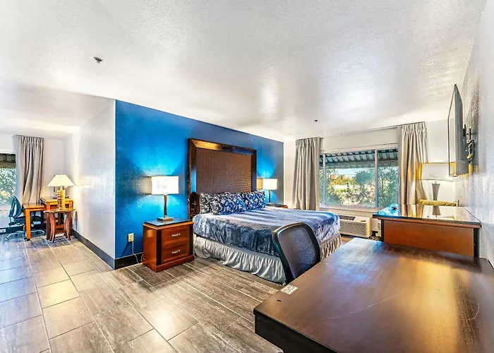 Metro Extended - Corner Apartment Tempe